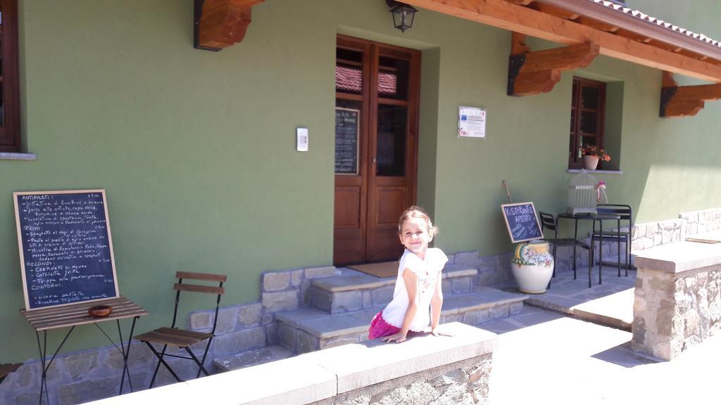 Hotel Rifugio Alpi Apuane Careggine Exterior foto